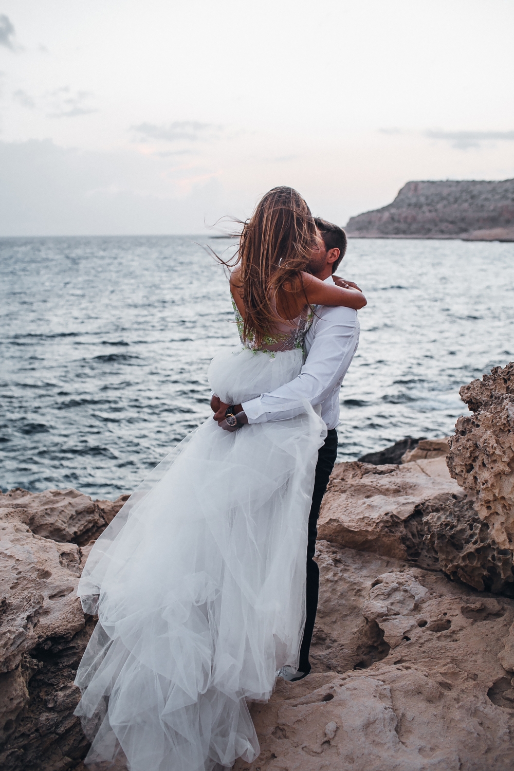 Свадьба на Кипре на закате,  организация свадьбы за границей Golden Lion Agency