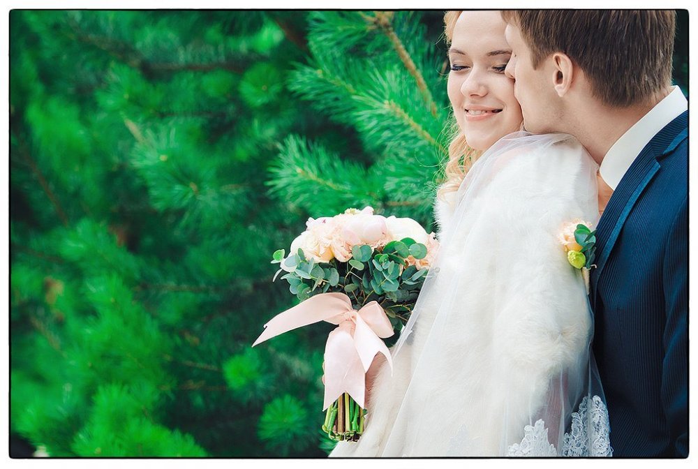 Свадьба Константина и Юлии состоялась 27 июля 2014 года. Было жутко холодно, но погода не помеха горячей и страстной любви :)))
#свадебныйгид